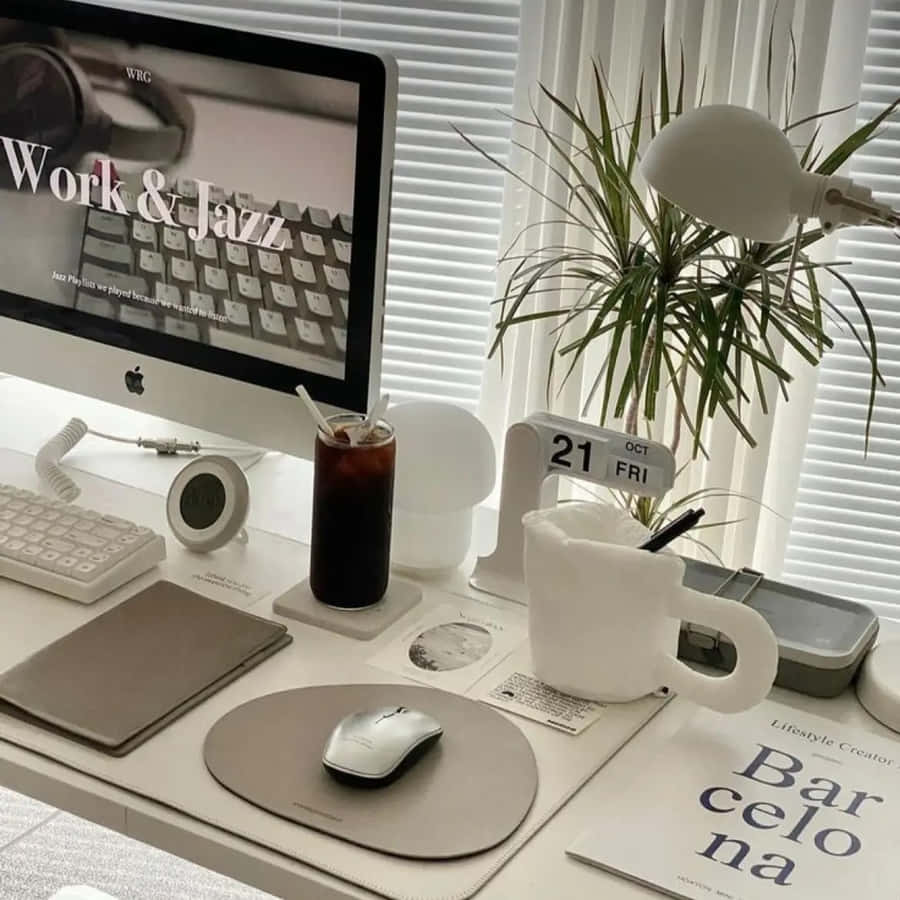 work-aesthetic-krb2z7cfgx64sc4f